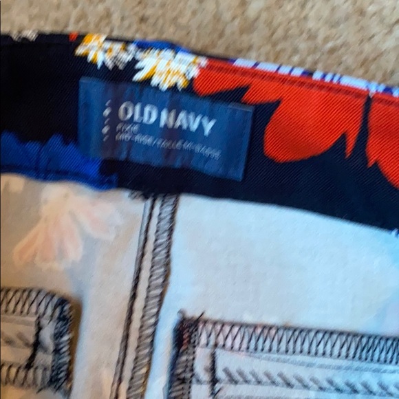Old Navy Pixie Petite Floral Pants Size 4 New - Picture 7 of 8